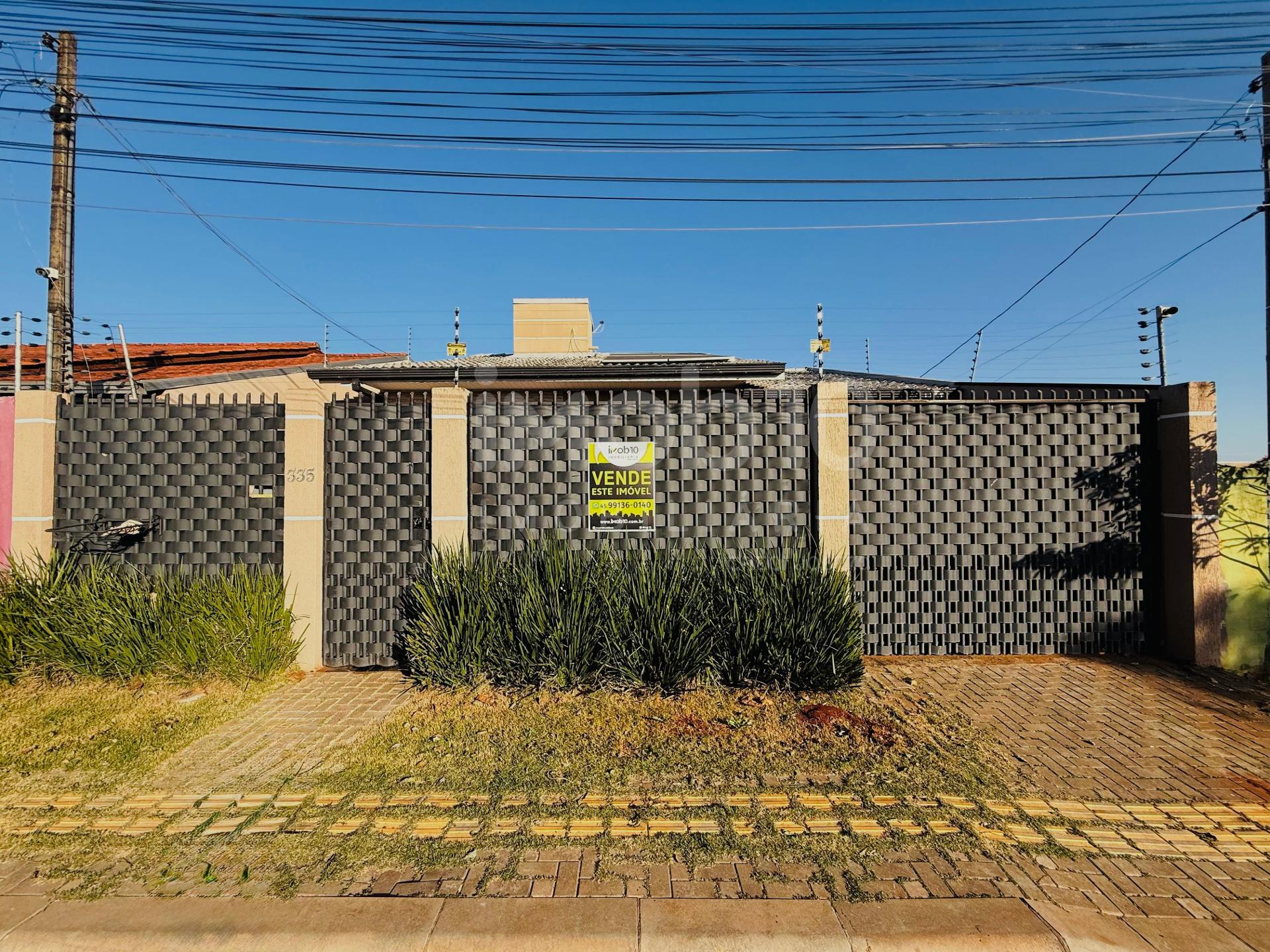 CASA MOBILIADA PARA VENDA NO JD IPÊ 3, COM PISCINA E PLACAS SOLARES
