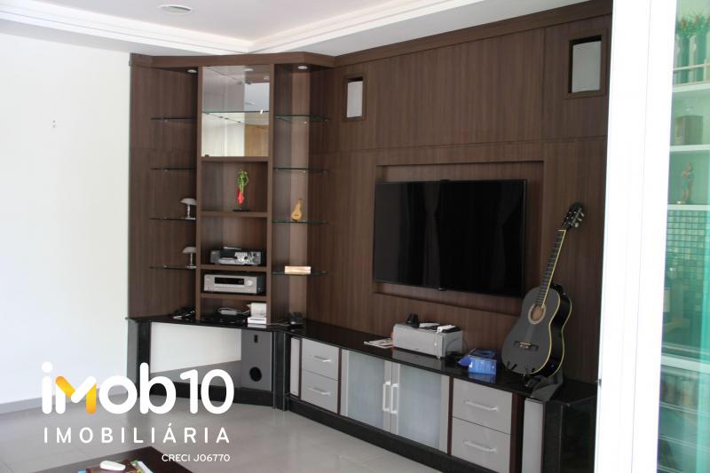 SOBRADO A VENDA NO CONDOMÍNIO MARIA THEREZA EM FOZ DO IGUAÇU