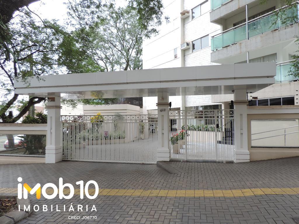 APARTAMENTO MOBILIADO À VENDA NO EDIFÍCIO CARLOS SOTTOMAIOR NO CENTRO DE FOZ