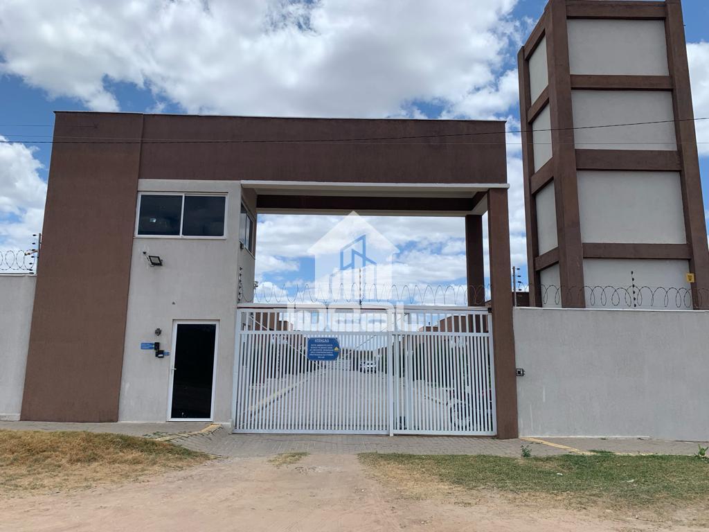 Casa a Venda em Condomínio Fechado, com 3 4 Sendo 01 Suíte. Pronta Para Financiar.