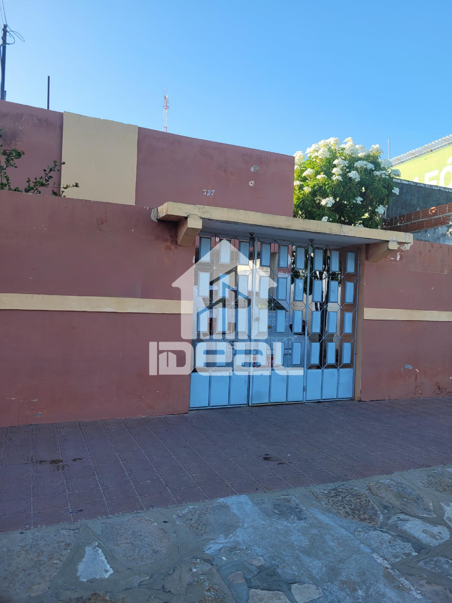 Casa a Venda na Rua Pedro Velho