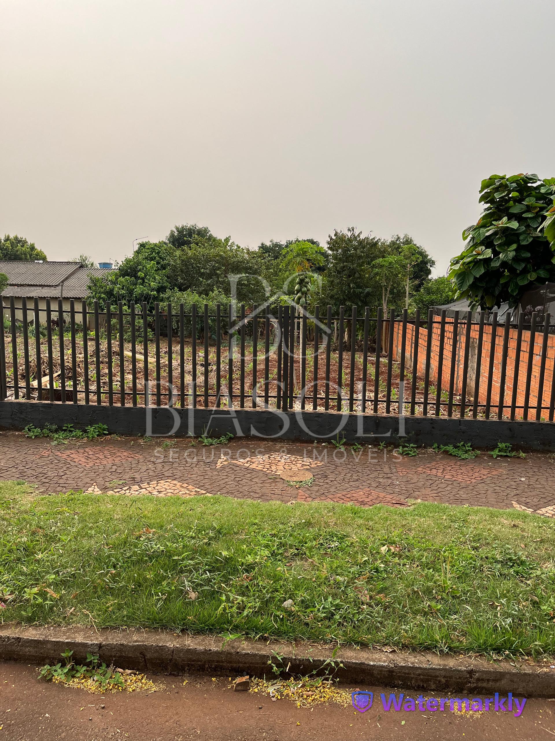 LOTE ? VENDA no centro de Itaipul?ndia. ?TIMO para com?rcio.