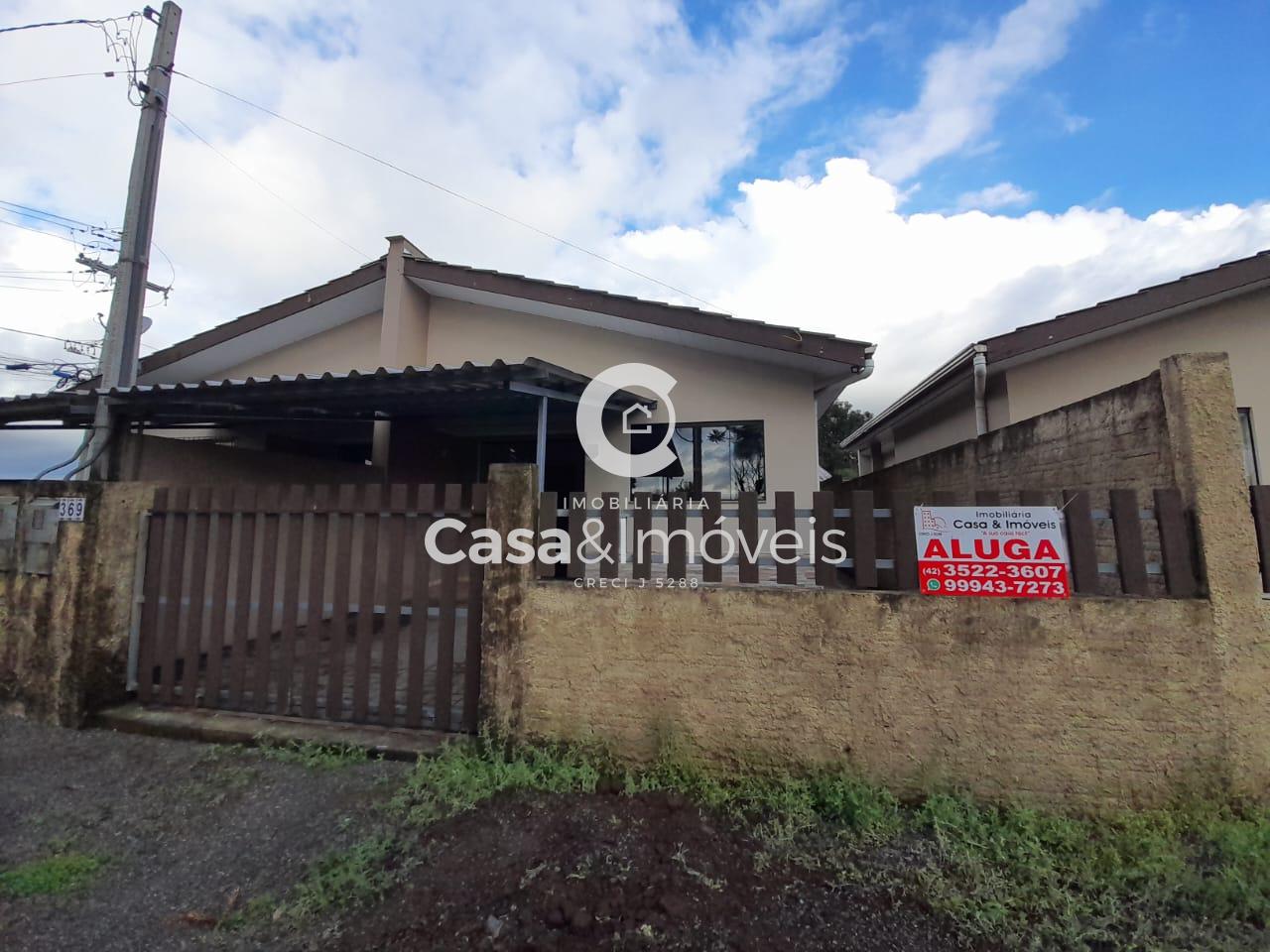 Casa em alvenaria para locação no Bairro São Sebastião com 2 quartos.