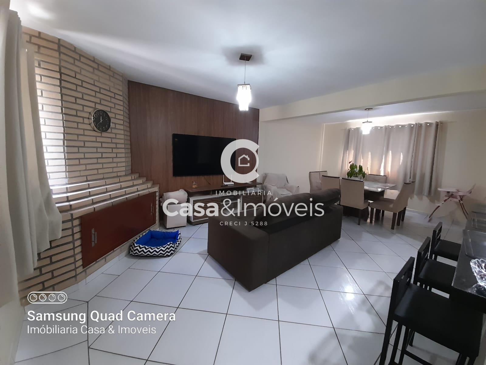 Sala com Lareira