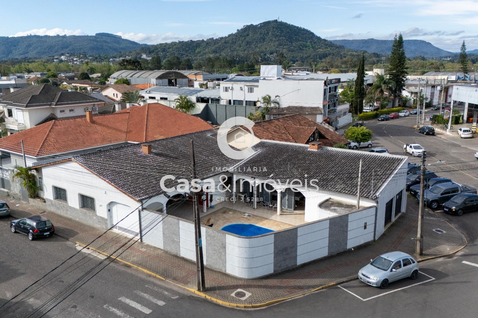 Casa com 4 dormitórios à venda, Centro, UNIAO DA VITORIA - PR