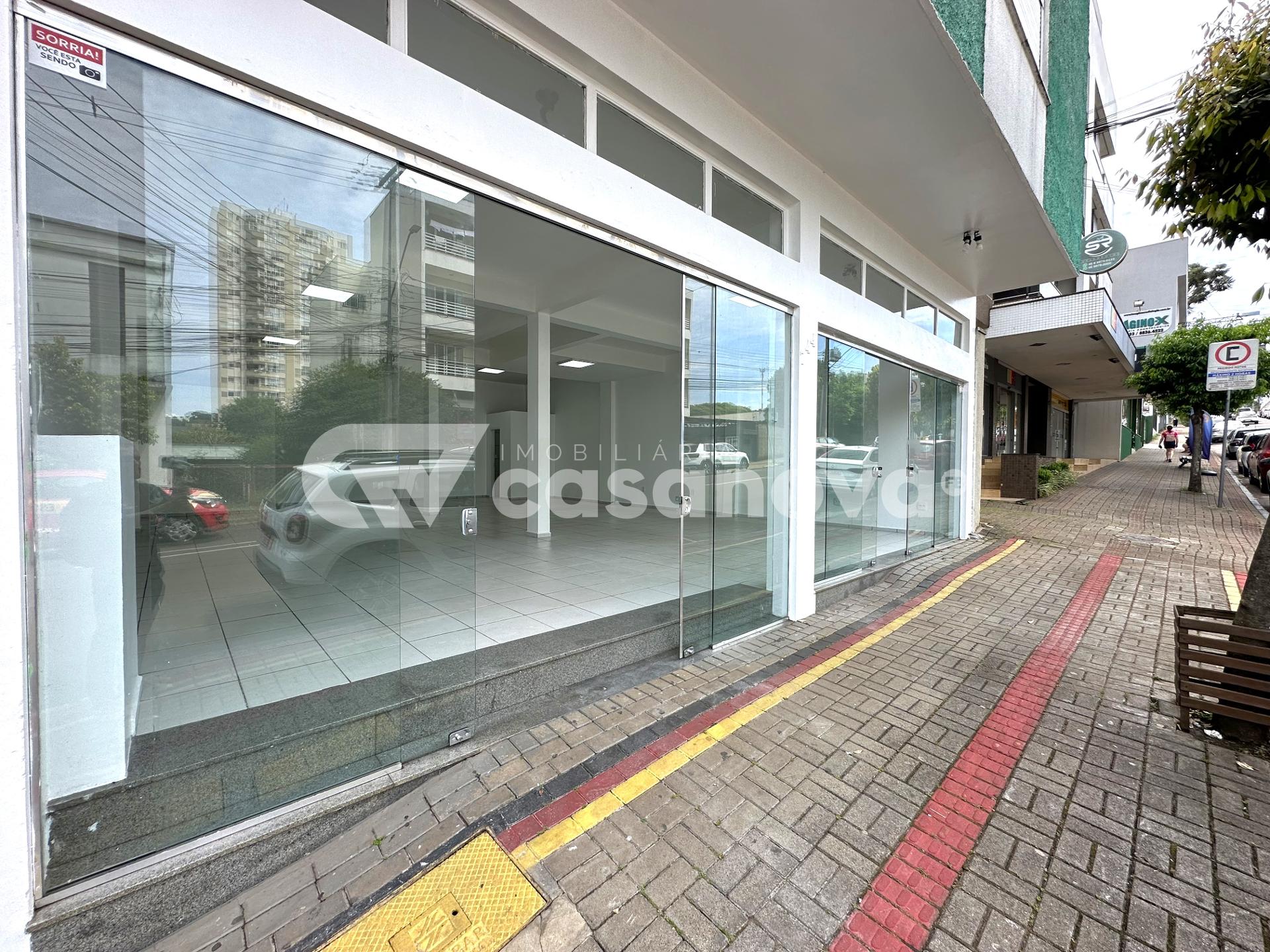 SALA TÉRREA NO CENTRO 