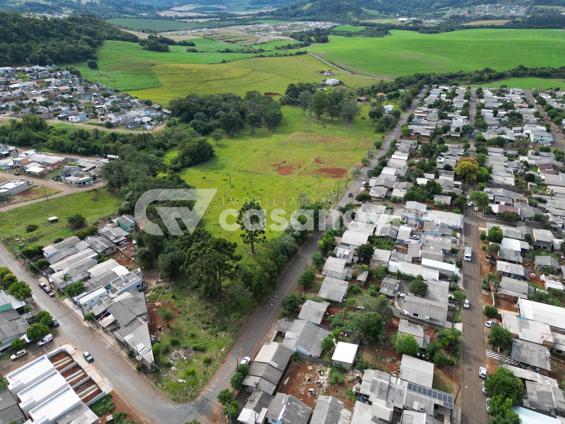 Área de 20.000 m  à Venda em Localização Estratégica. Francisc...