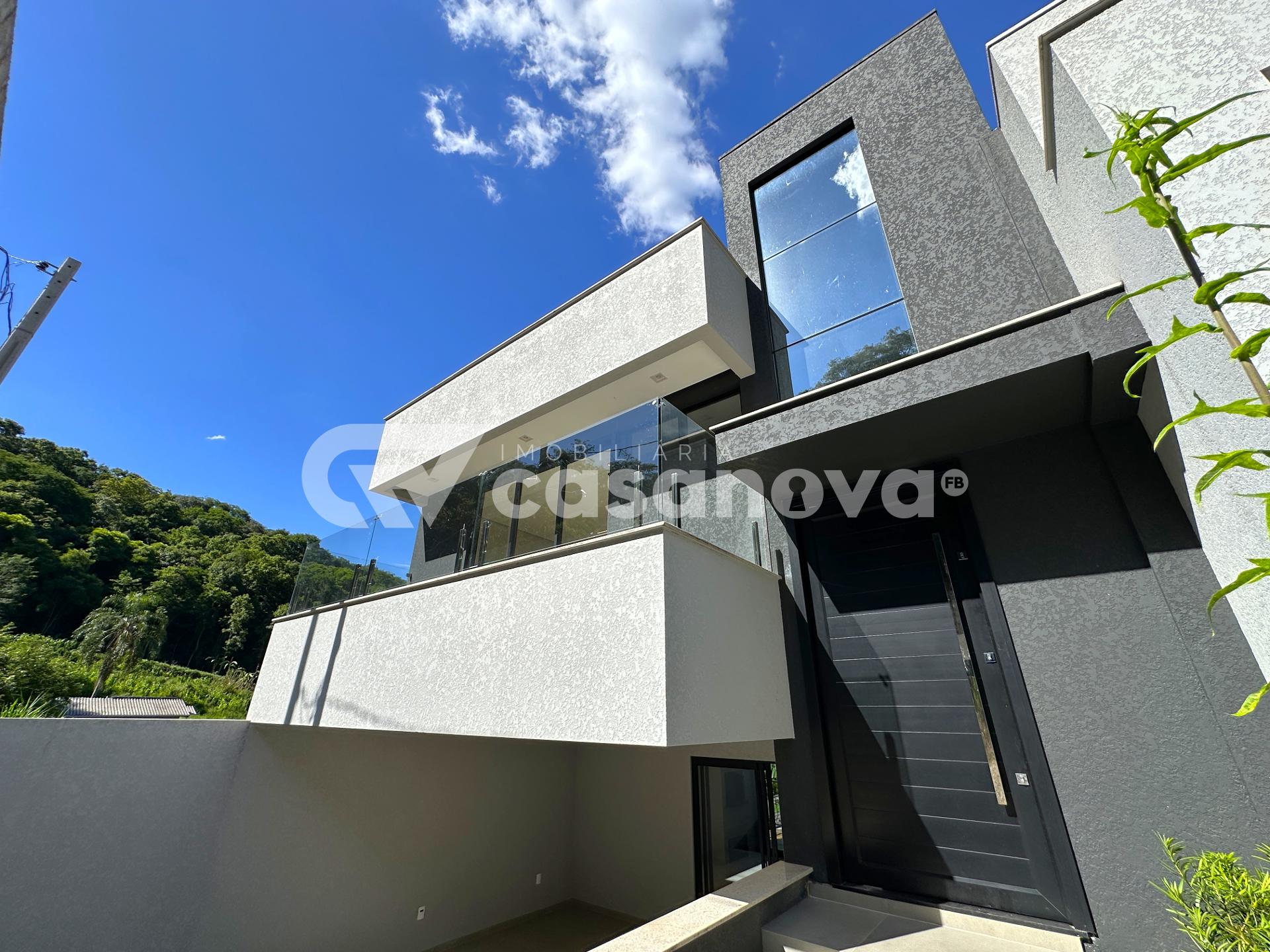 TRIPLEX COM HIDROMASSAGEM