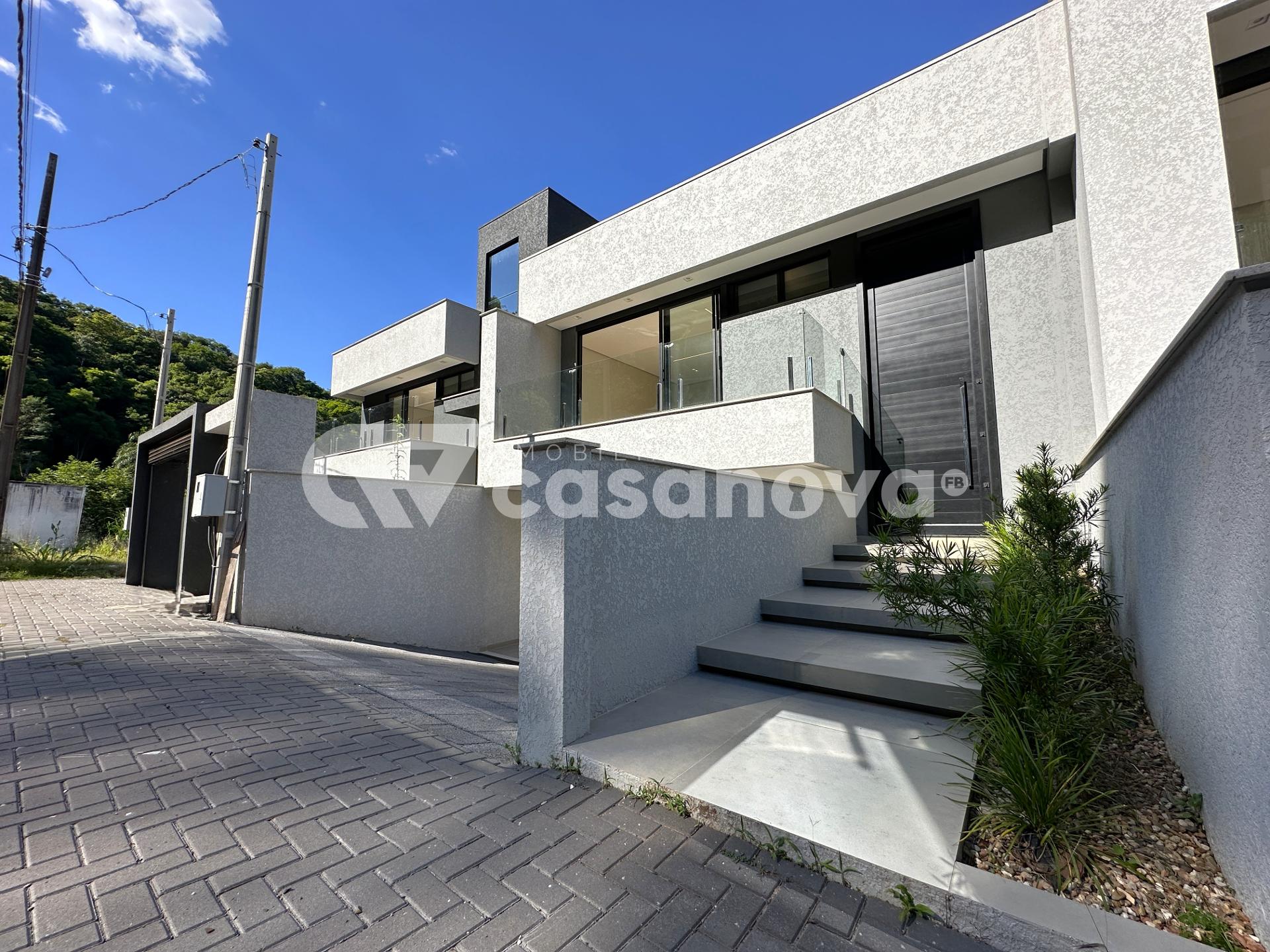 TRIPLEX COM HIDROMASSAGEM