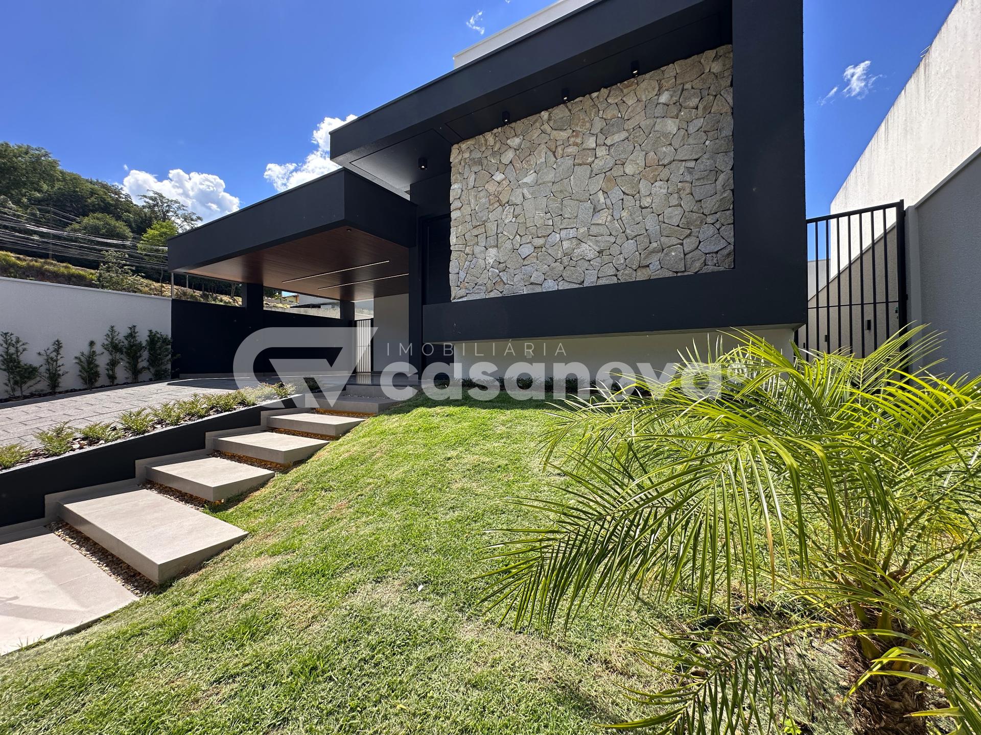 UMA CASA DE ALTO NIVEL