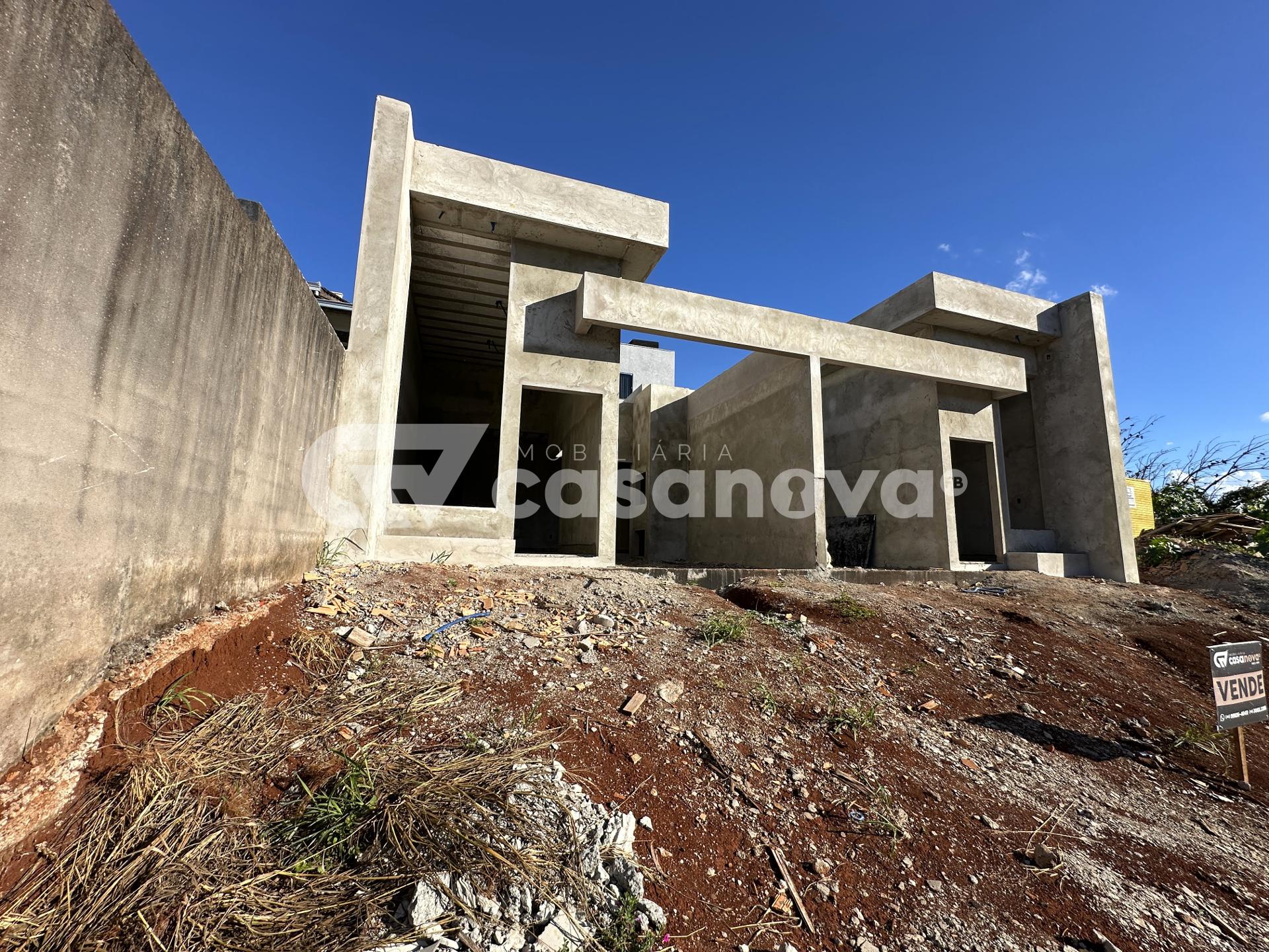 Casa à venda na Cidade Norte, À uma quadra da Av. Attílio Fontana