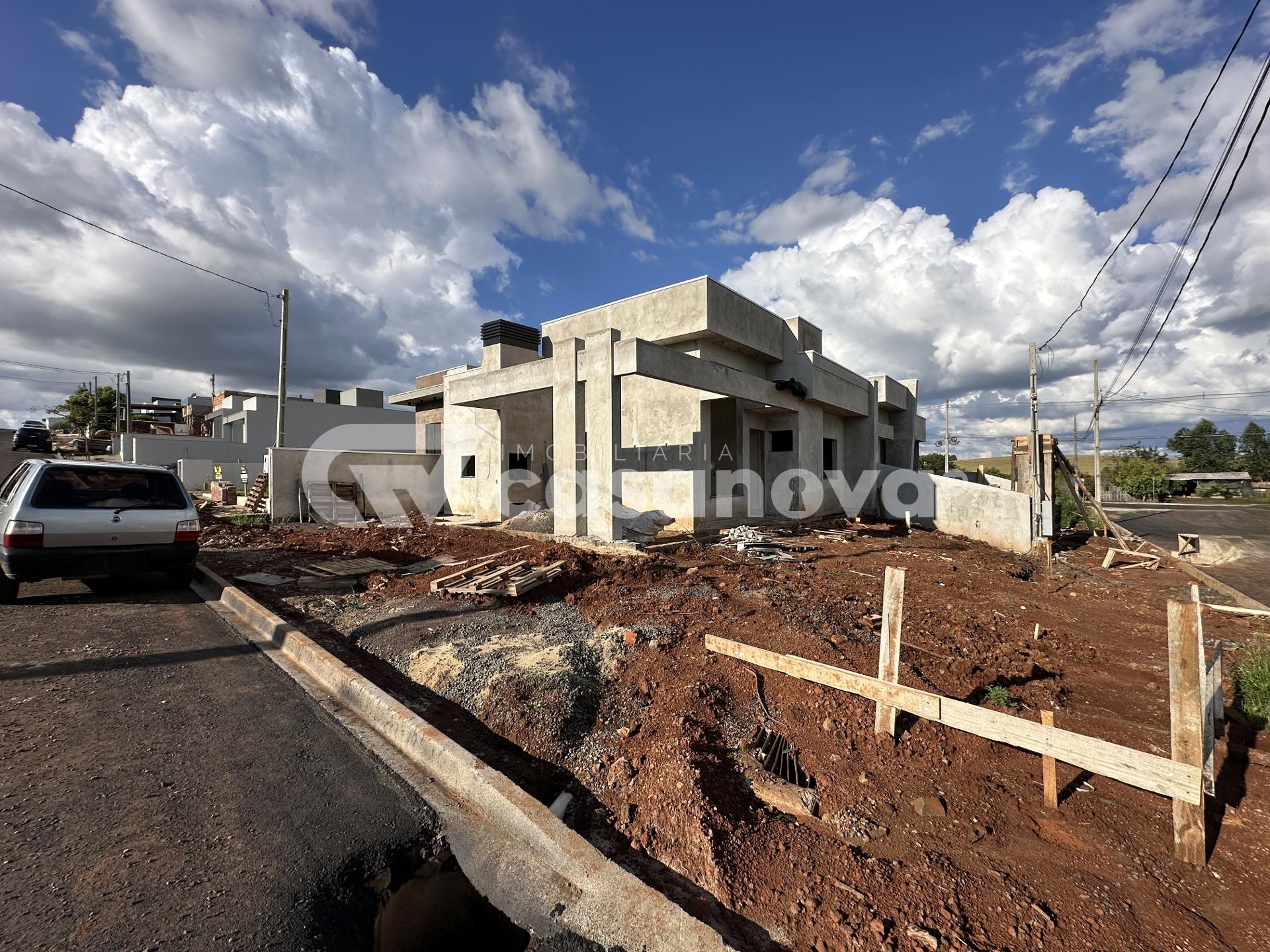 CASA DE ESQUINA EM CONSTRUÇÃO