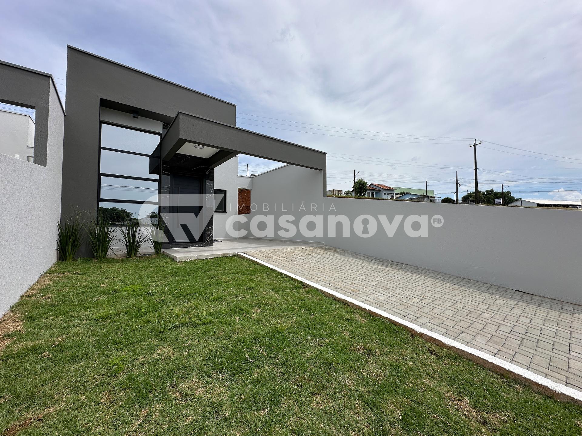CASA NO LAGO DO PINHEIRINHO