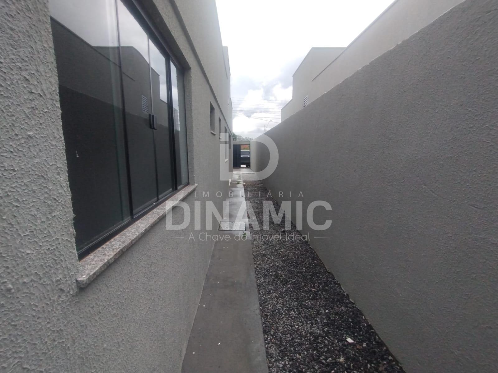 Casa à Venda no Setor Residencial Della Penna em Goiânia - 2 Q...