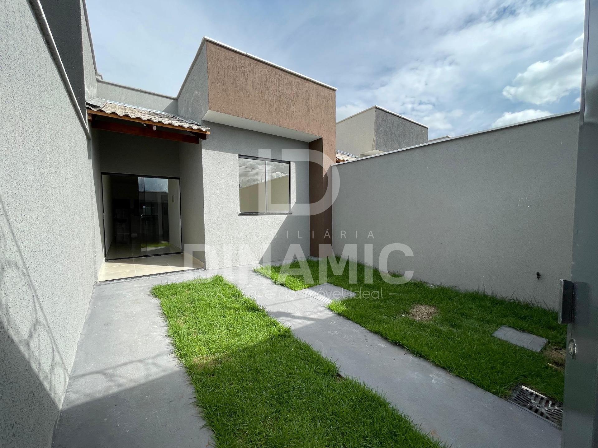 Casa no Residencial Santa Efig?nia - 2 Quartos, Su?te e Quintal