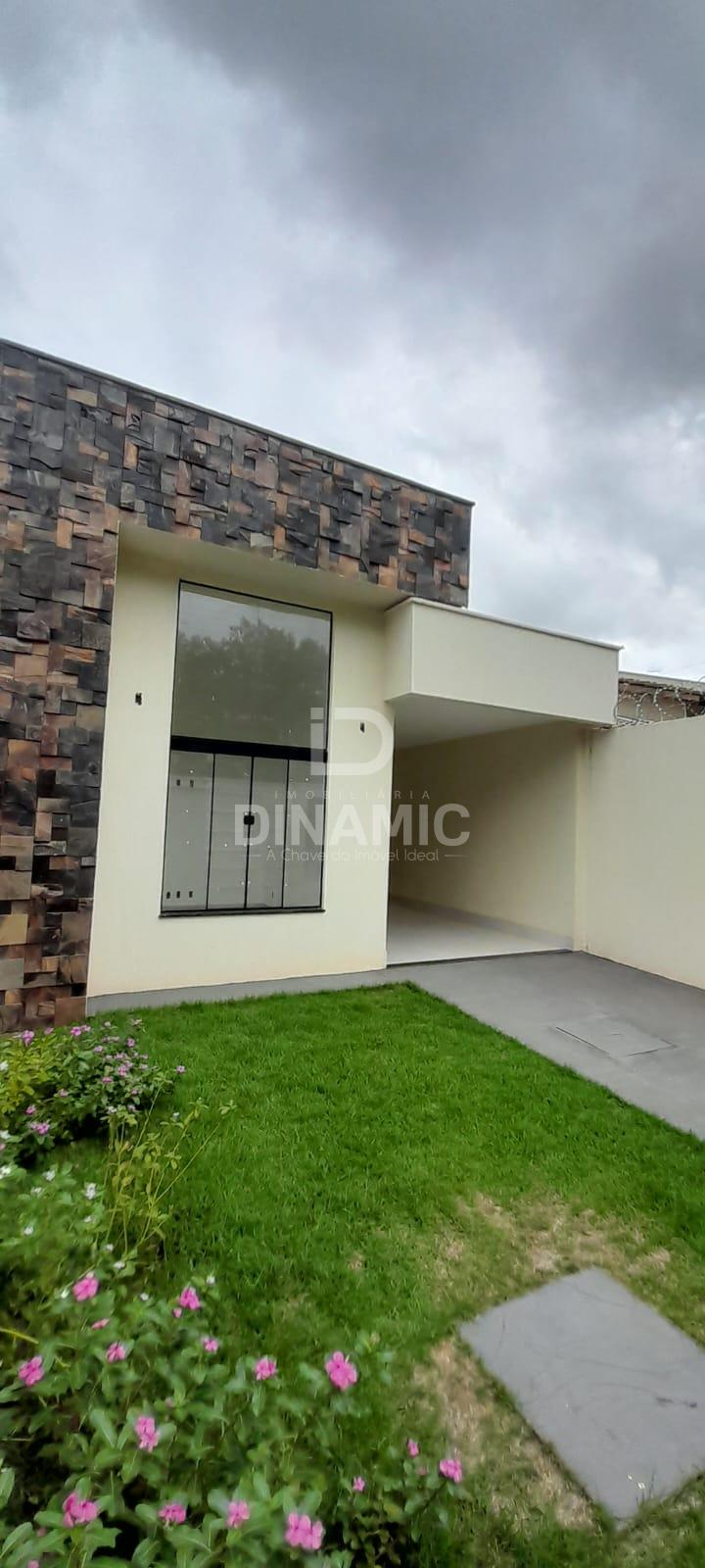 Casa 3 Quartos com Suíte e Quintal Grande em Goiânia Park Sul