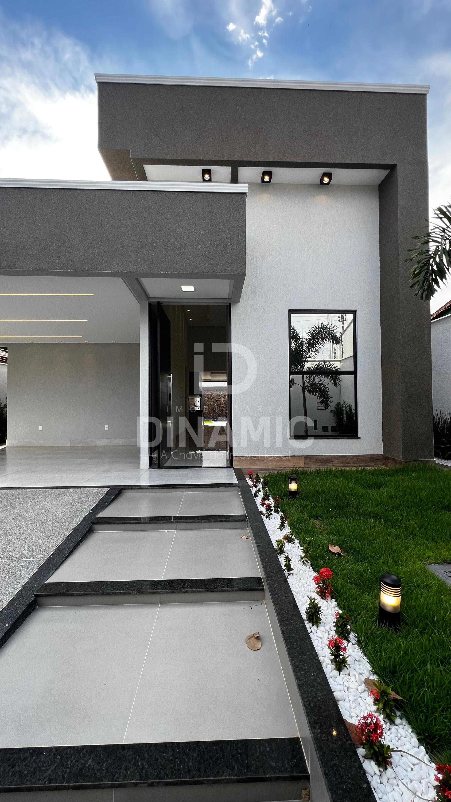 Casa à Venda no Bairro Ilda  3 Quartos, 172m , Piscina e Auto...