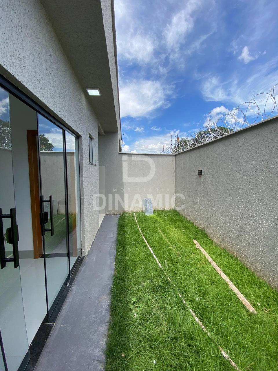 Casa 3 Quartos com Suíte e Área Gourmet  Setor Conde dos Arcos