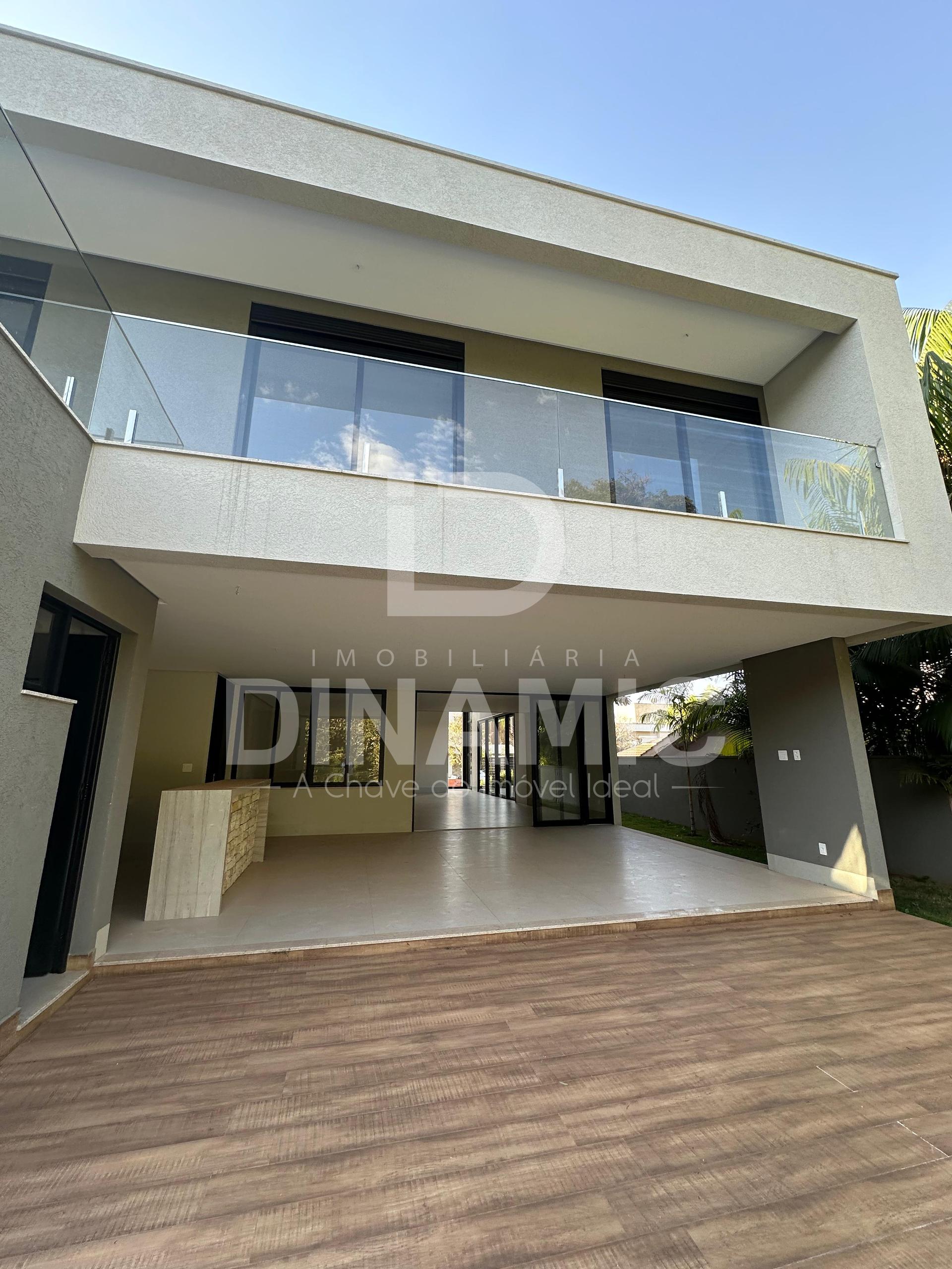 Sobrado Exclusivo com 4 Su?tes ? Venda no Alphaville Ip? com V...