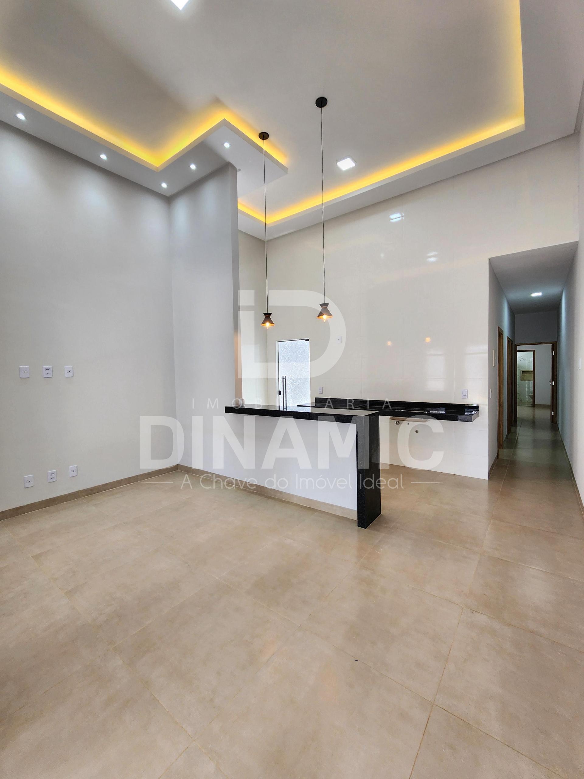 Casa nova com suíte e churrasqueira no Residencial Hebrom  Se...