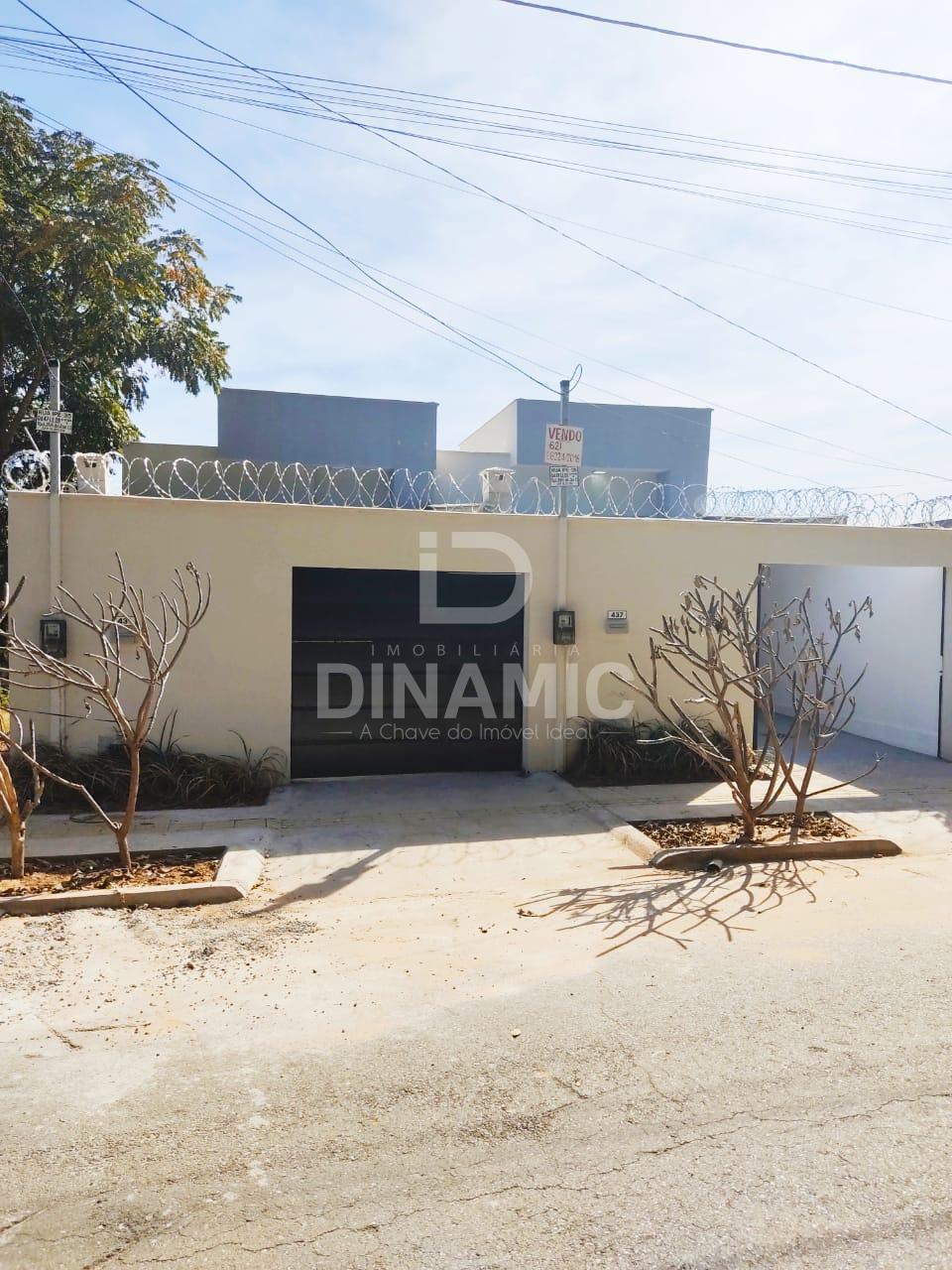 Casa 3 Quartos com Suíte, Área Gourmet e Garagem para 3 Carros...