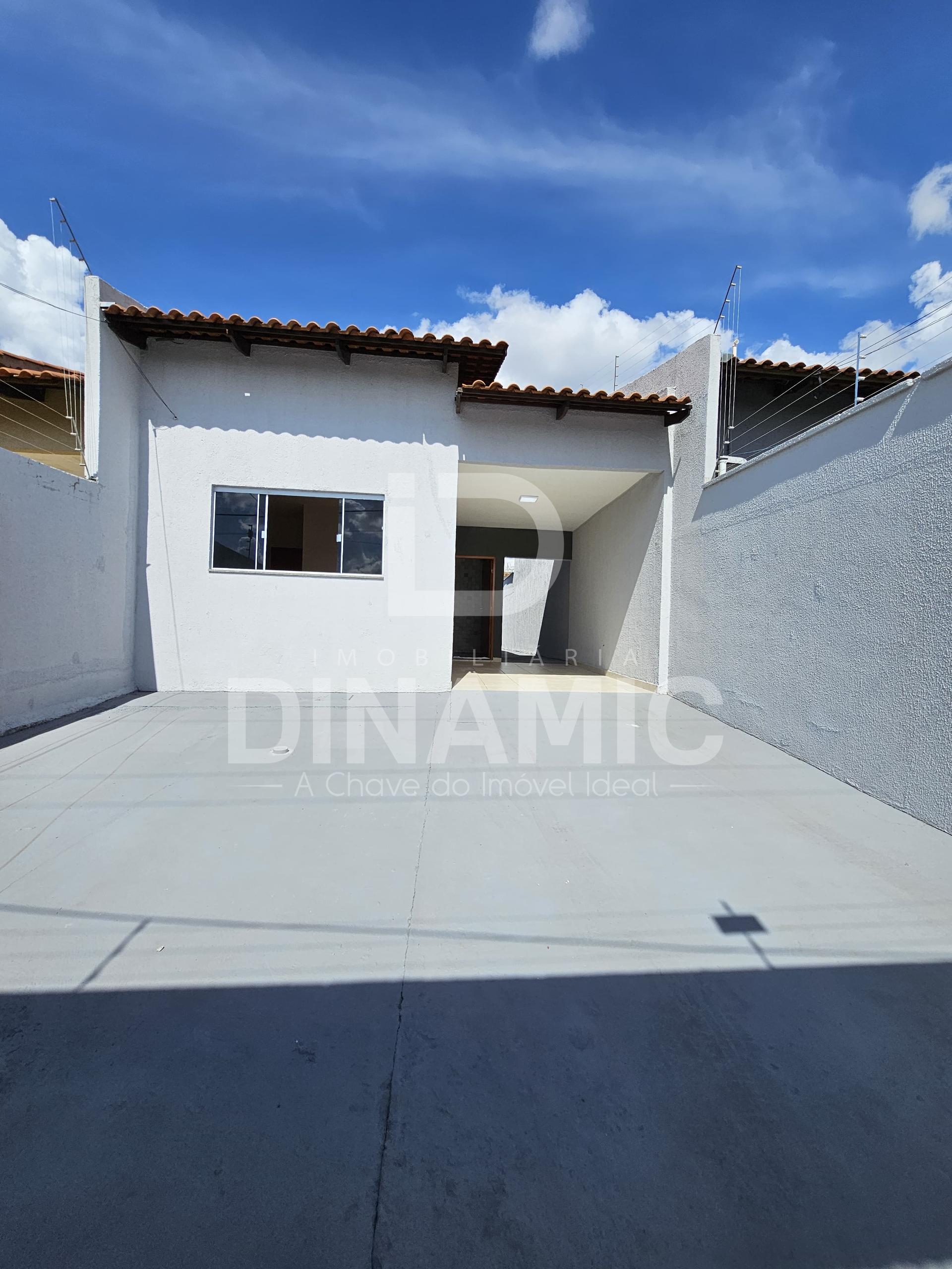Casa no Setor Riviera Sul  Ótima localização, perto do Centro...