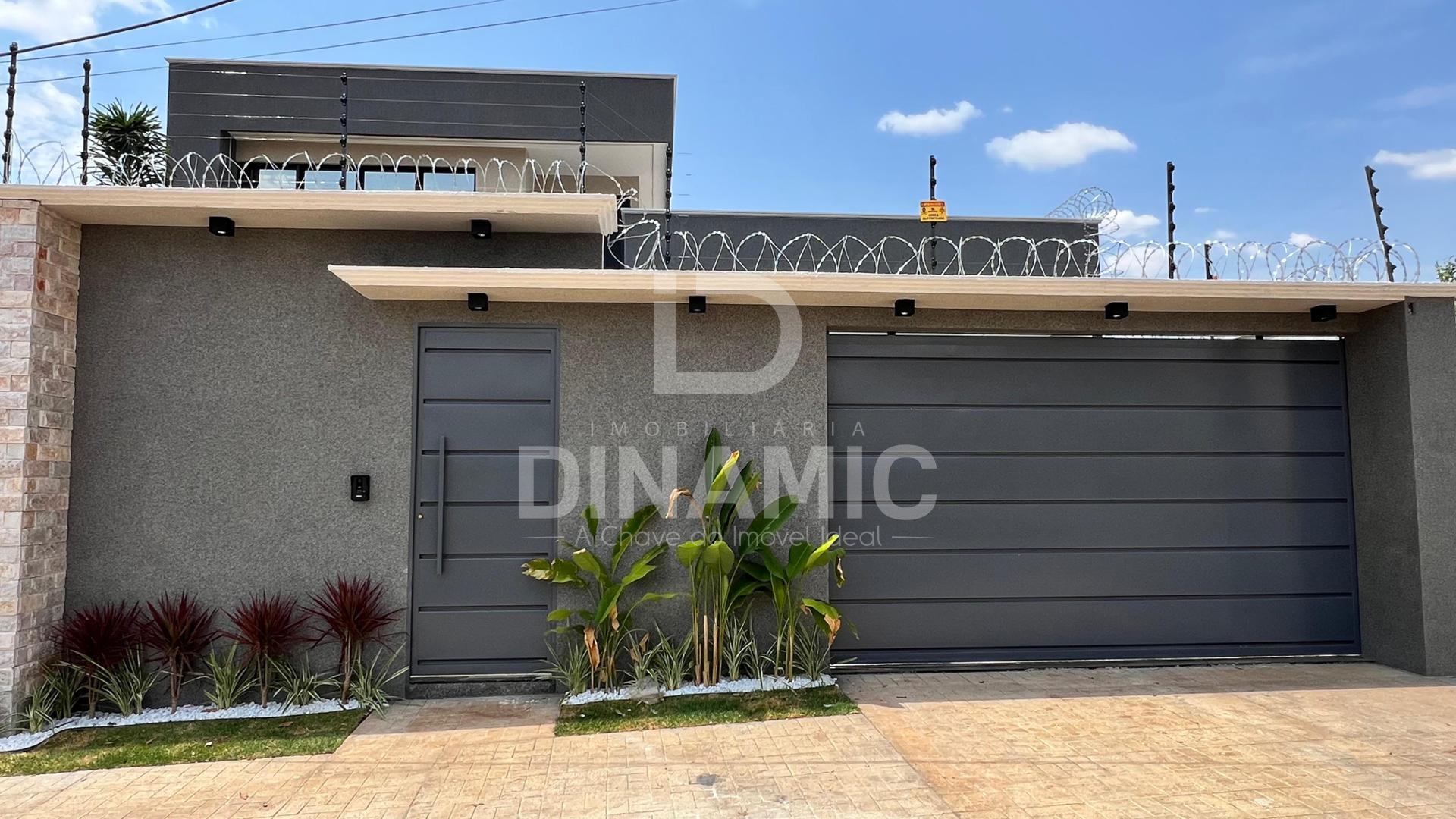 Casa de alto padr?o ? venda no Parque Amaz?nia em Goi?nia.