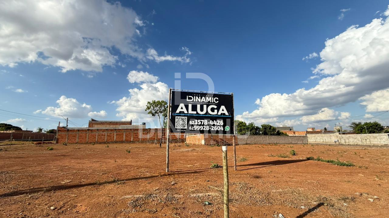 Loca??o de ?rea Comercial 2.500m  Cabe?a de Quadra na Primeira...