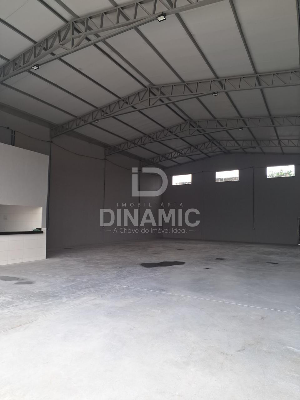 Galp?o Comercial para Loca??o com 300 m  na Avenida Central.