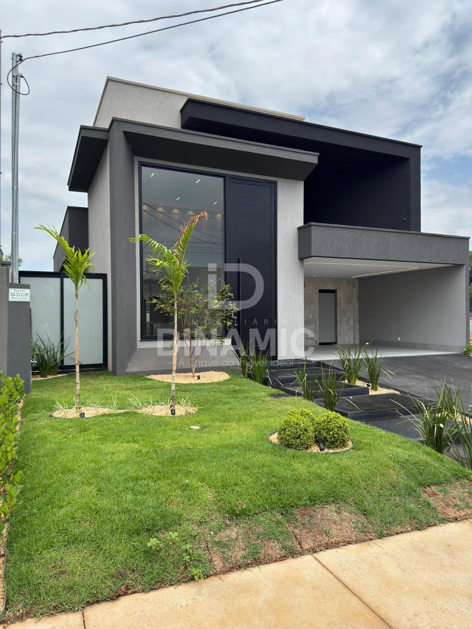 Casa á Venda no Parqville Pinheiros - Aparecida de Goiânia.