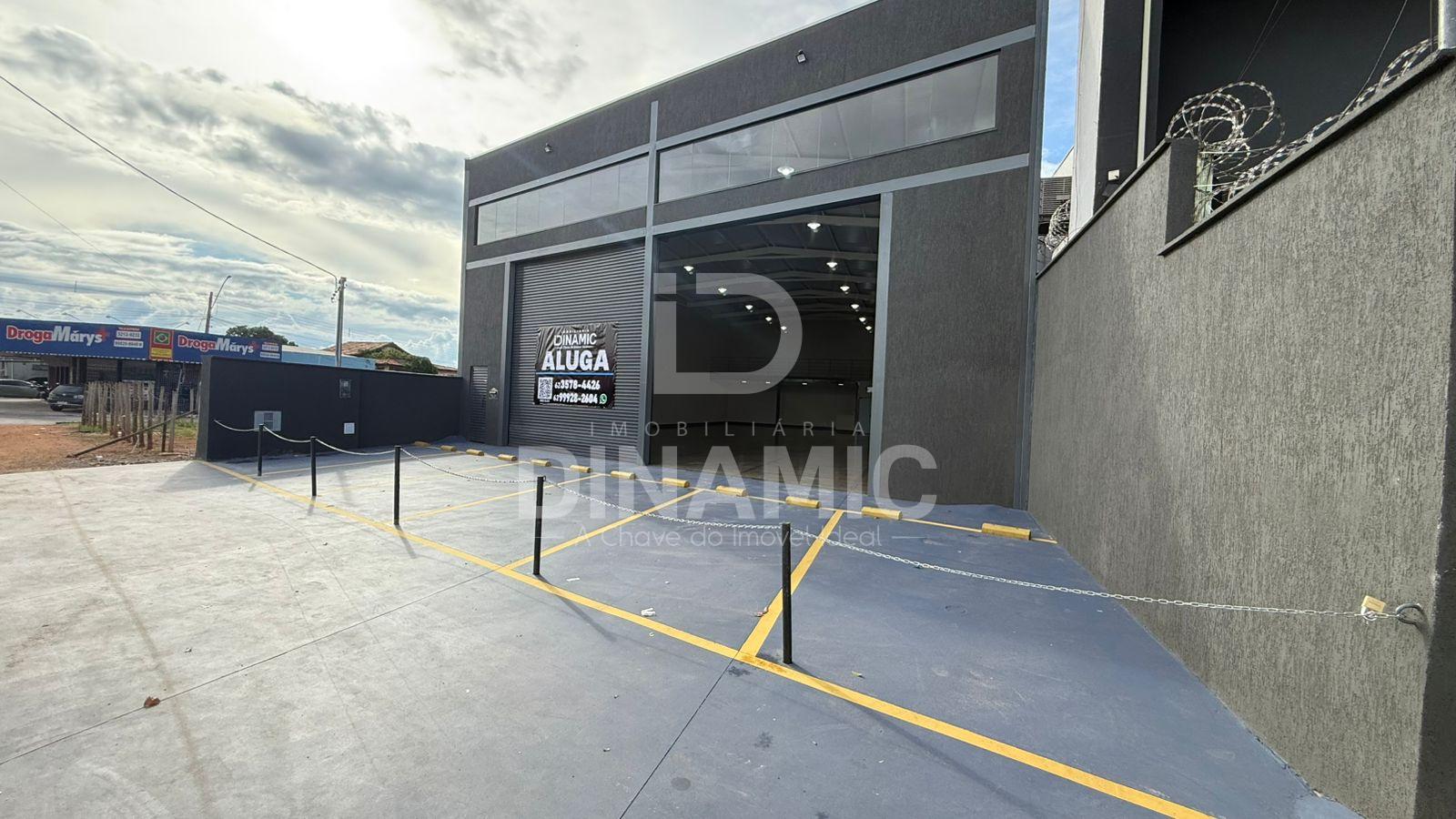 Galp?o Comercial para Loca??o com 450 m  na Avenida Vieira San...