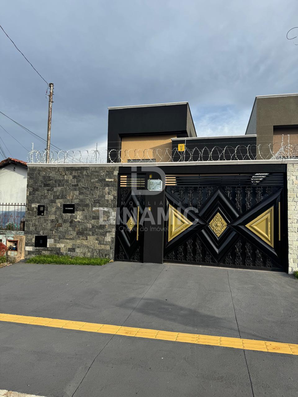 Casa à Venda no Jardim Presidente - Goiânia.