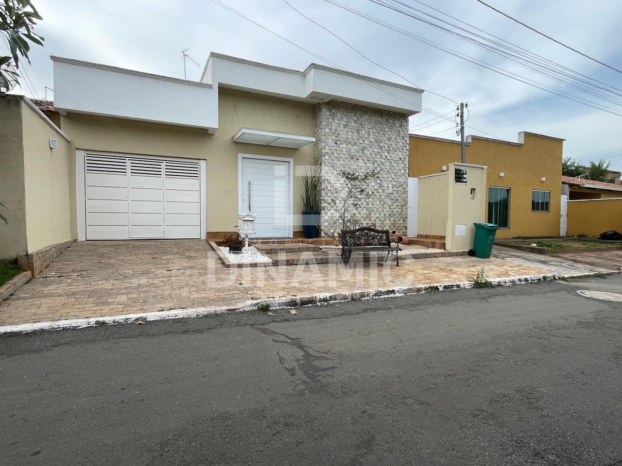 Casa à Venda no Condomínio Atibaia - Setor Amin Camargo - Goiâ...