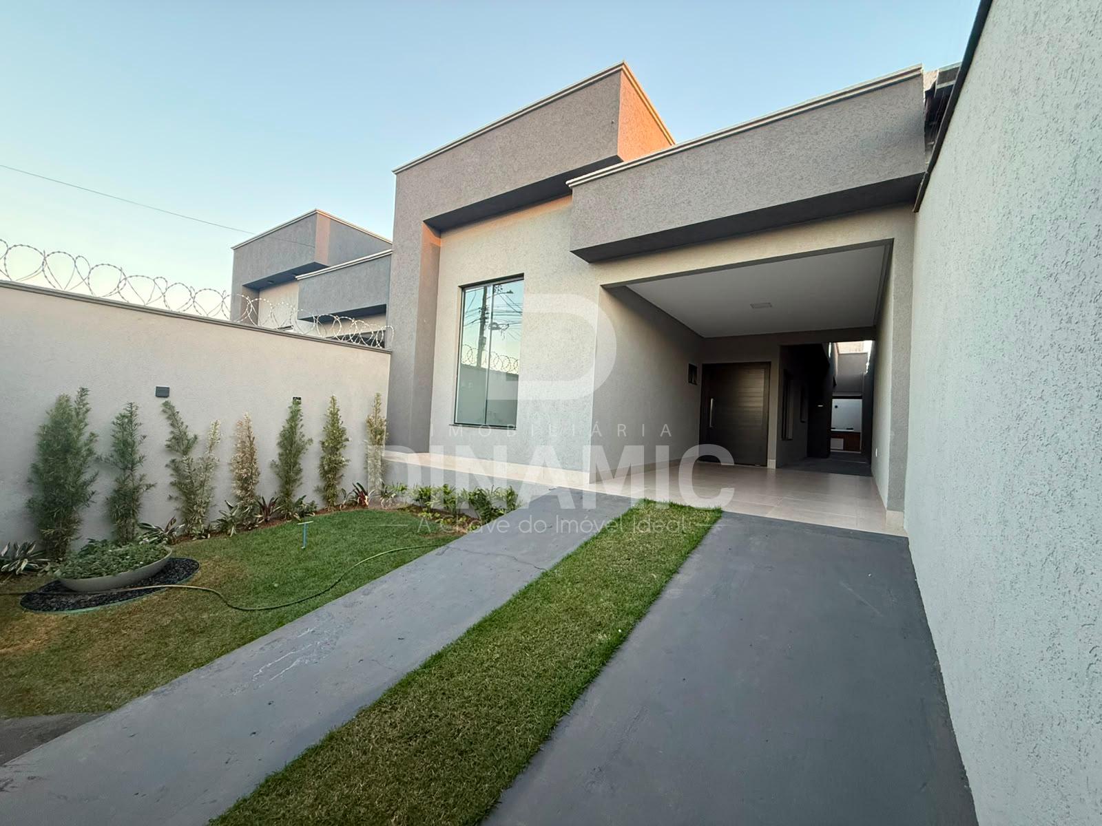 Casa à Venda no Bairro Cardoso Continuação em Aparecida de Goi...