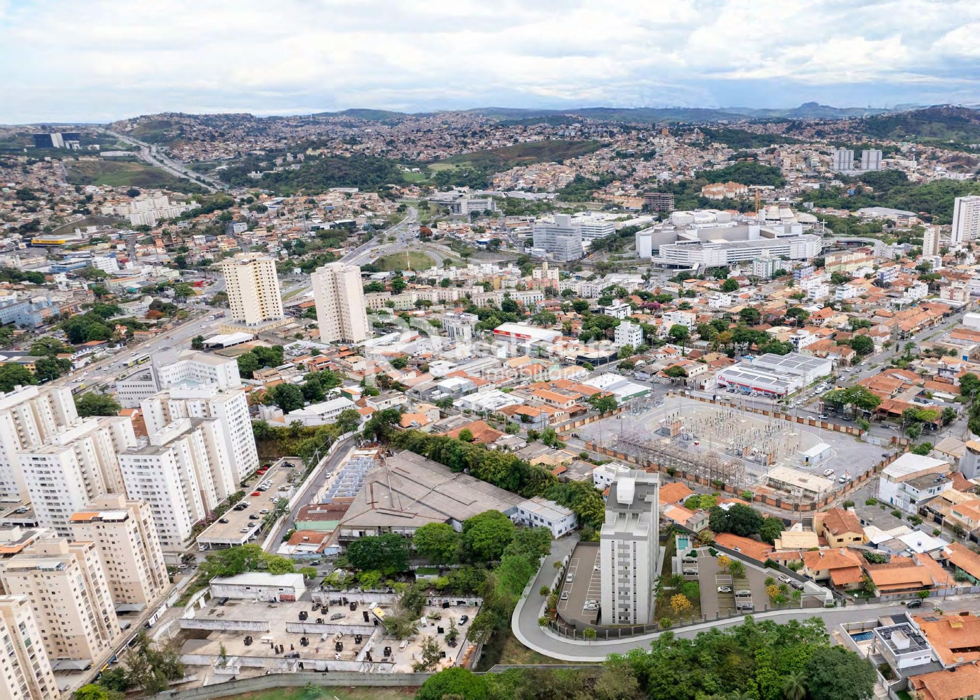 Lares Arco do Triunfo | 2 Quartos com Varanda | Bairro Planalt...