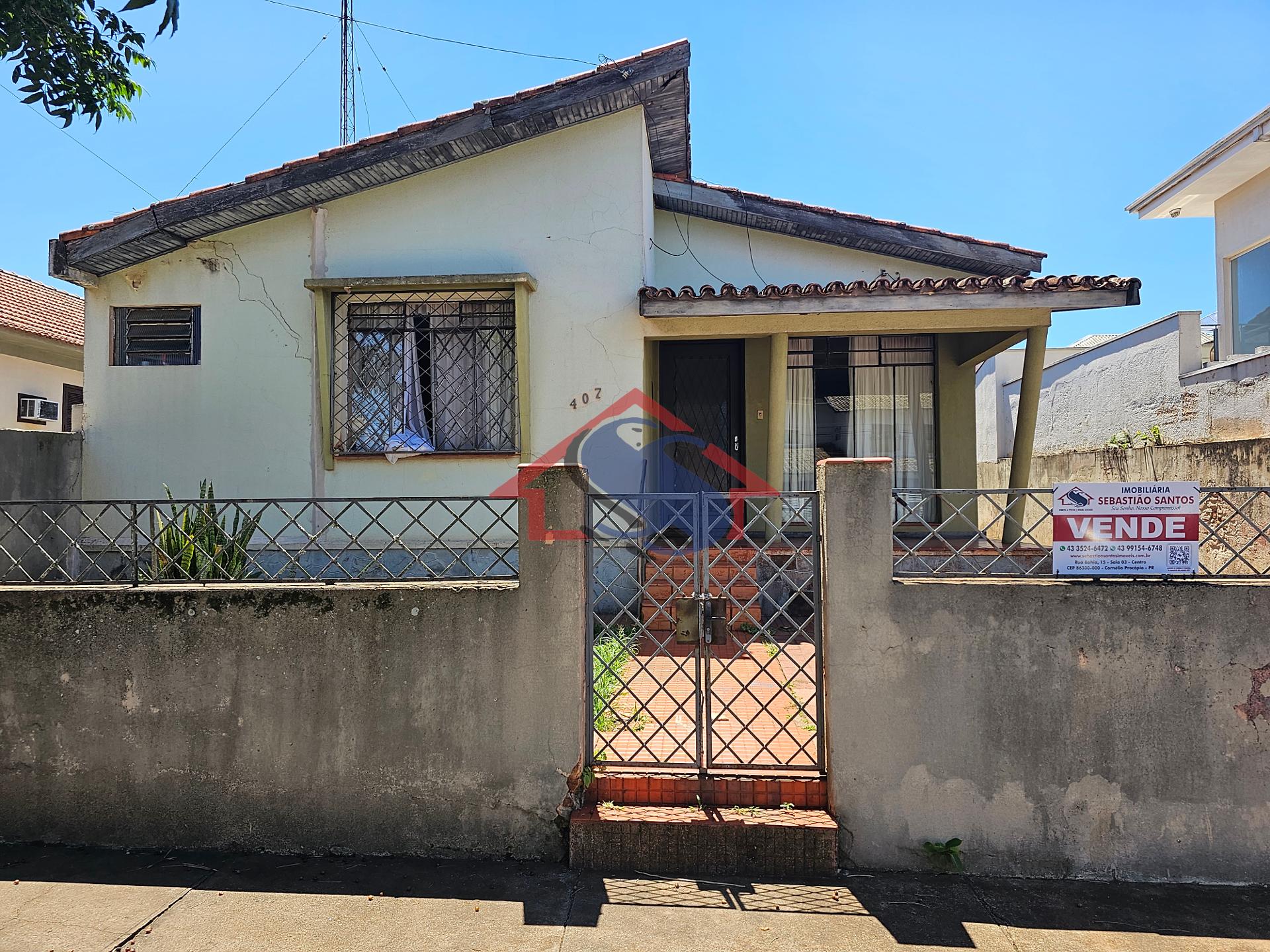 Casa à VENDA na regiação CENTRAL - RUA ALAGOAS  -  Cornélio Pr...