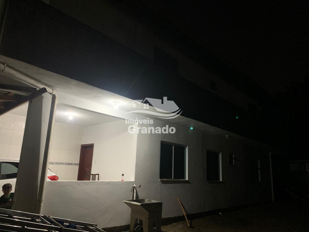 Casa à venda, SANTA REGINA, CAMBORIU - SC com 3 Dormitórios