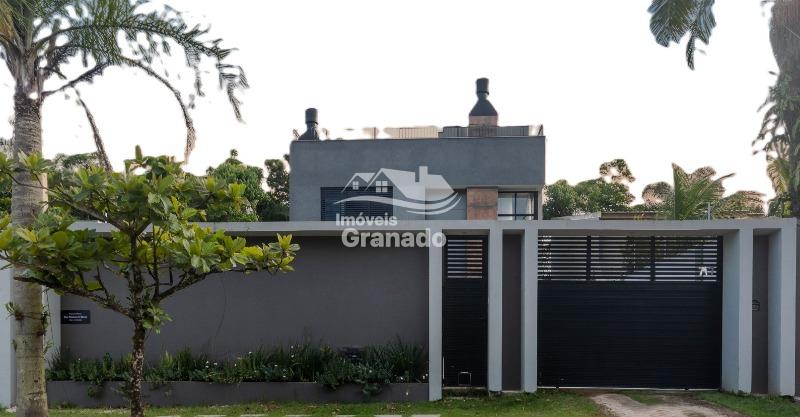 Casa à venda, ESTALEIRO, BALNEARIO CAMBORIU - SC com 02 Dormitórios