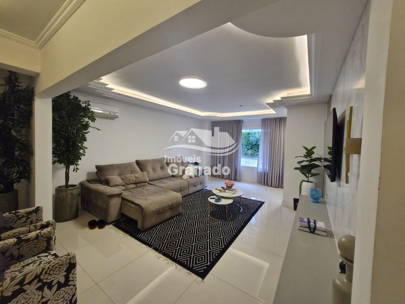 Casa com 5 dormitórios à venda, CENTRO, BALNEARIO CAMBORIU - SC