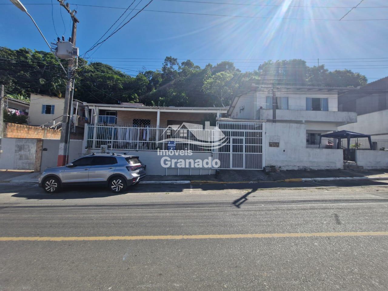 Casa com 2 dormitórios à venda, TABULEIRO, CAMBORIU - SC