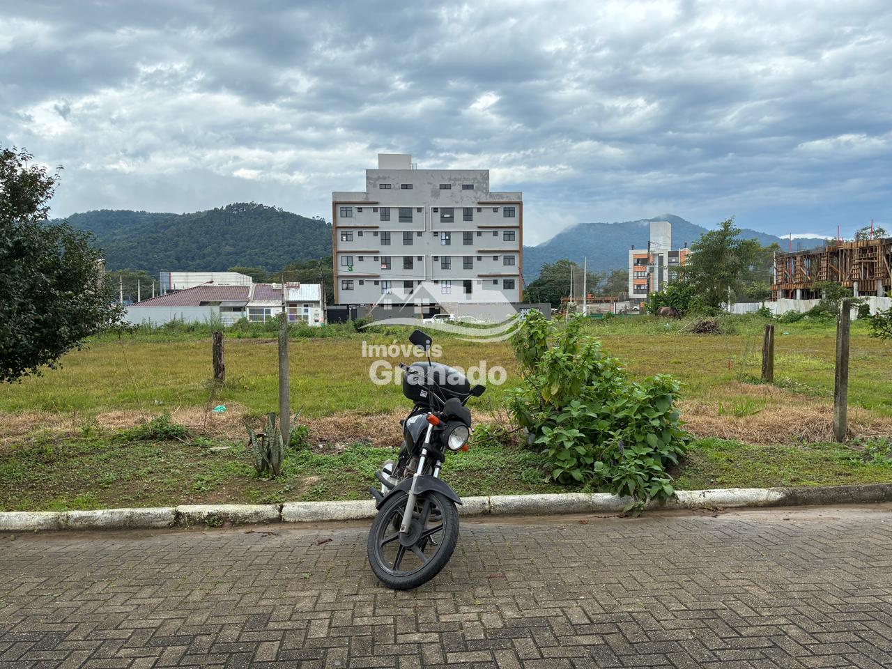 Terreno à venda, 395.00 m²,  RIO PEQUENO, CAMBORIU - SC