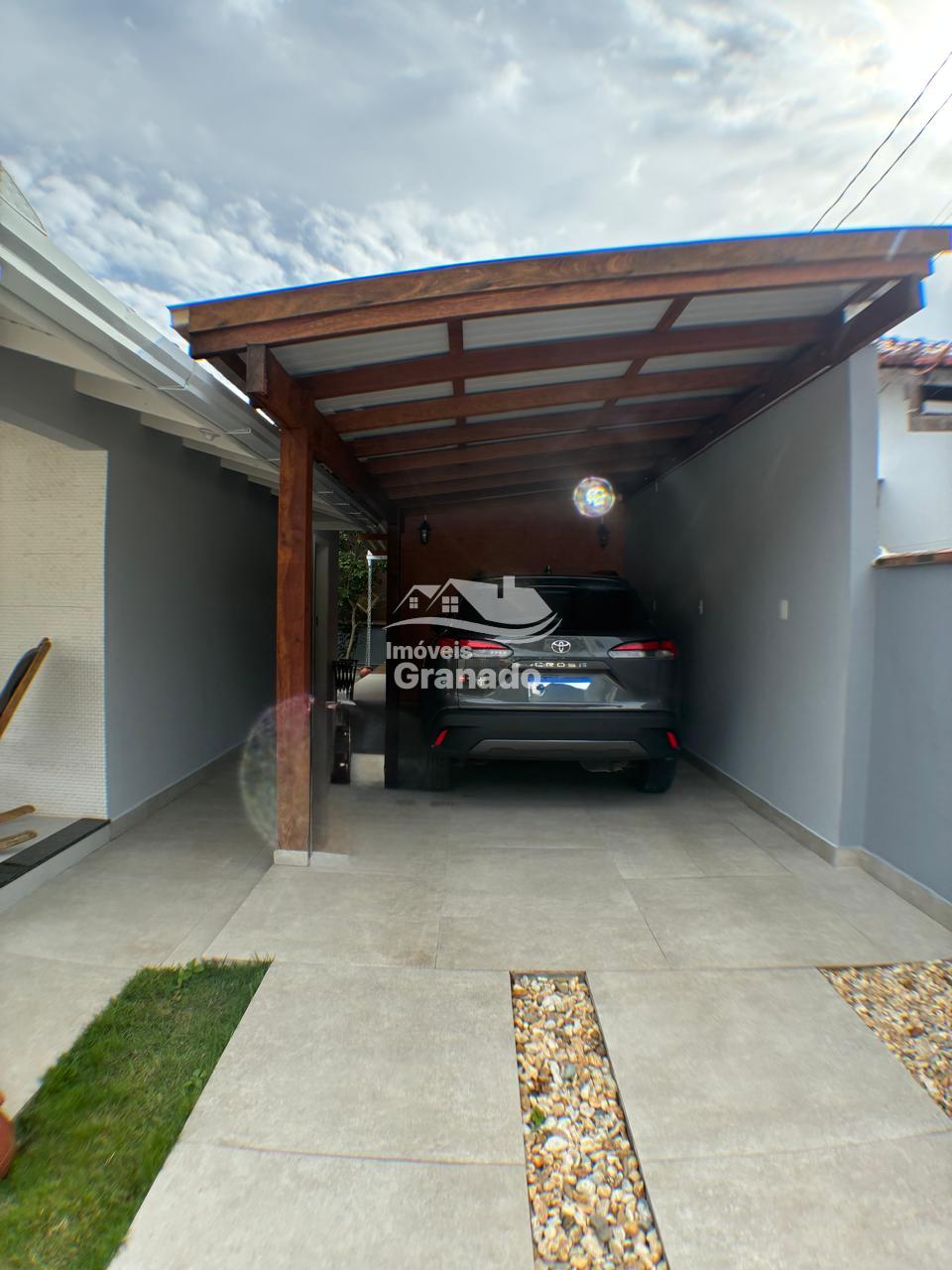 Casa com 3 dormitórios à venda no bairro CEDRO, CAMBORIU - SC