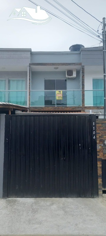 Sobrado semi-mobiliado em Camboriú no bairro Tabuleiro