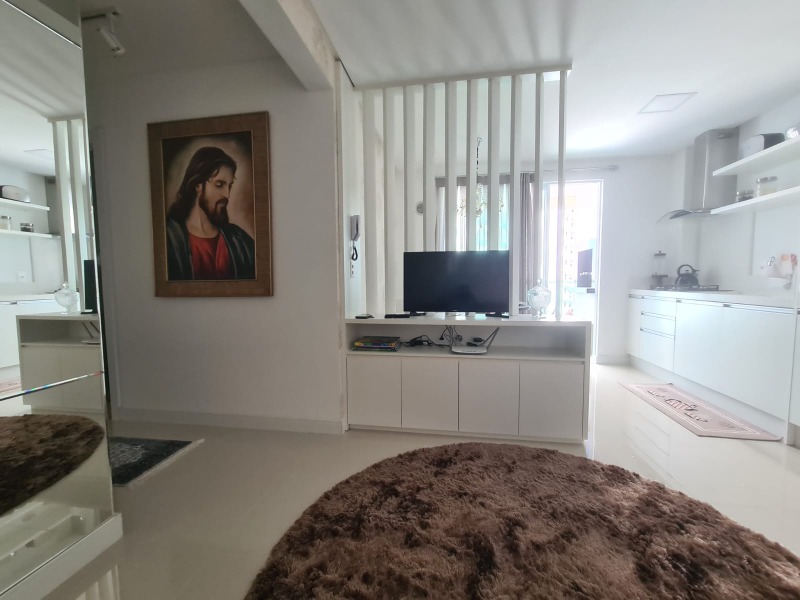 Apartamento mobiliado em Itapema no bairro Morretes, ótima localização.