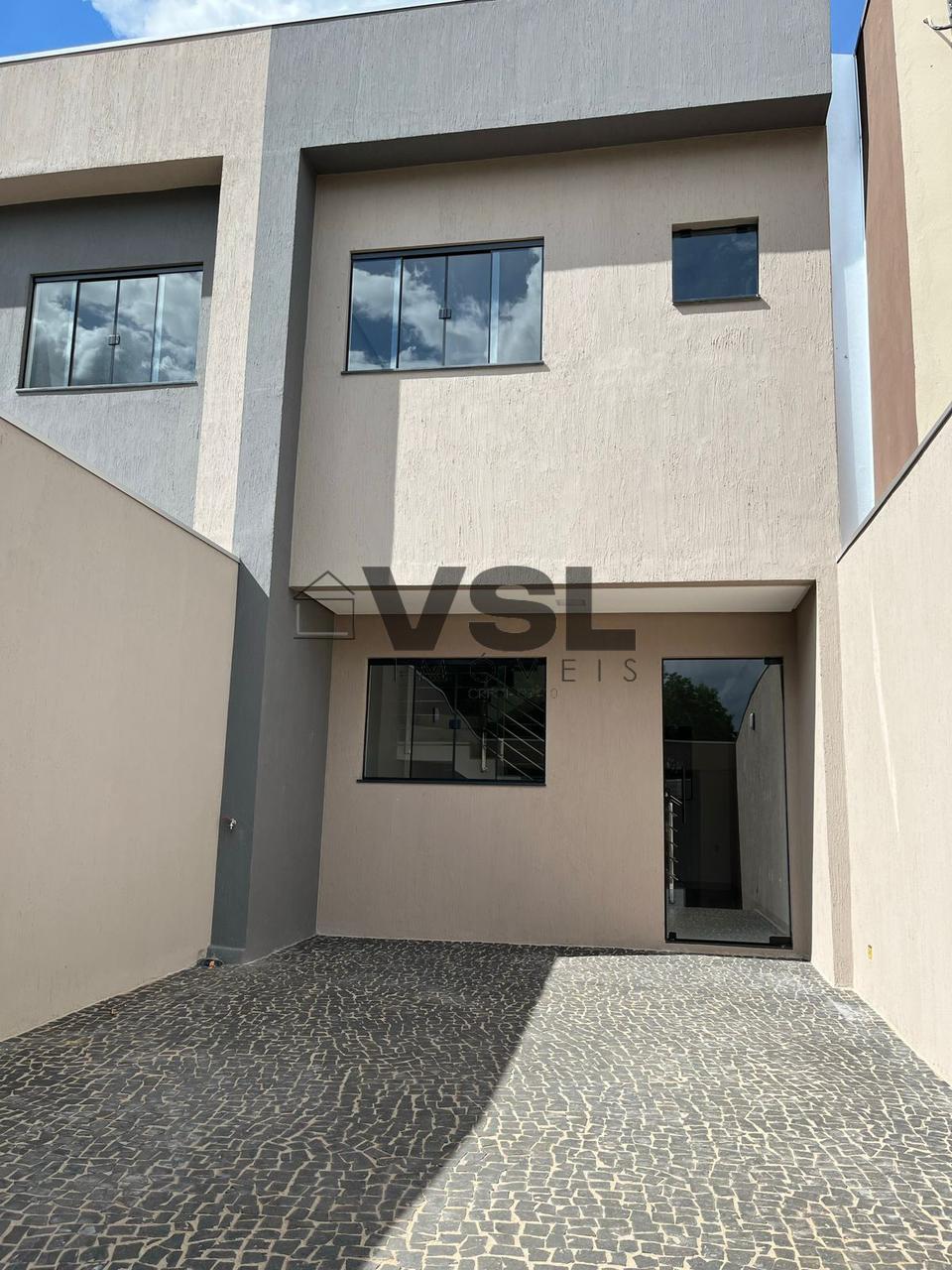 Sobrado com 3 dormitórios à venda, Jardim Presidente, RIO VERD...