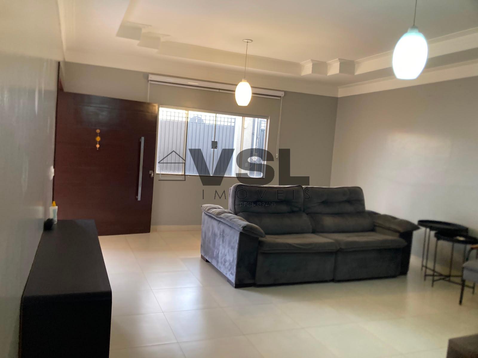 Casa com 3 dormitórios à venda, Recanto do Bosque, RIO VERDE - GO
