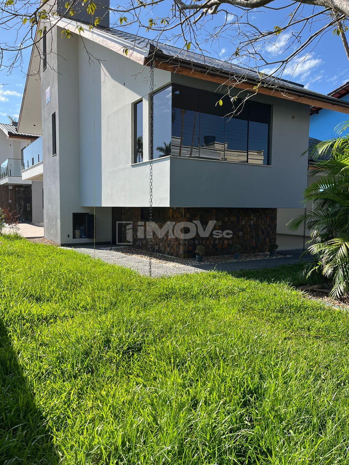 CASA À VENDA ALTO PADRÃO - BAIRRO DOM BOSCO, ITAJAÍ SC