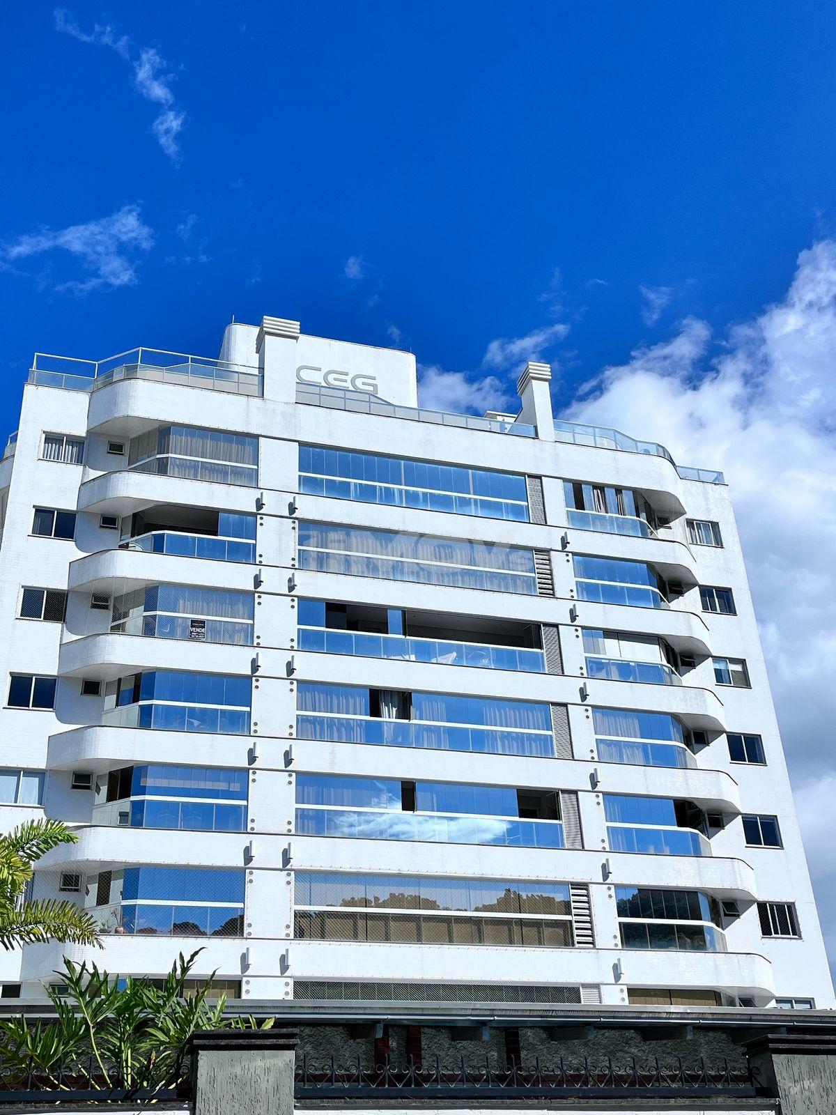 Apartamento ? venda com 2 su?tes, CABE?UDAS, ITAJAI - SC