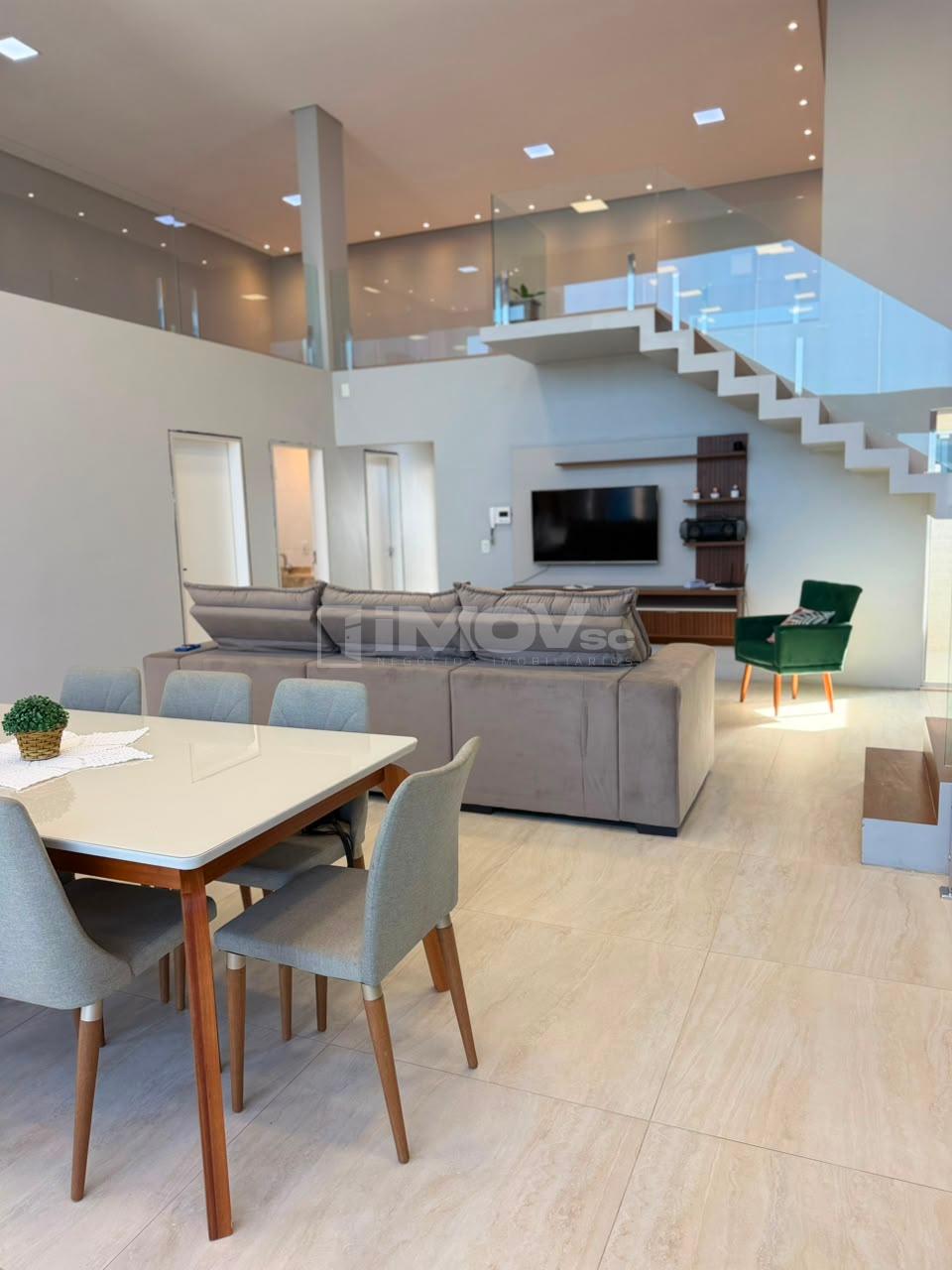 Casa de 660 m² à venda com amplo  ponto comercial, CORDEIROS, ...