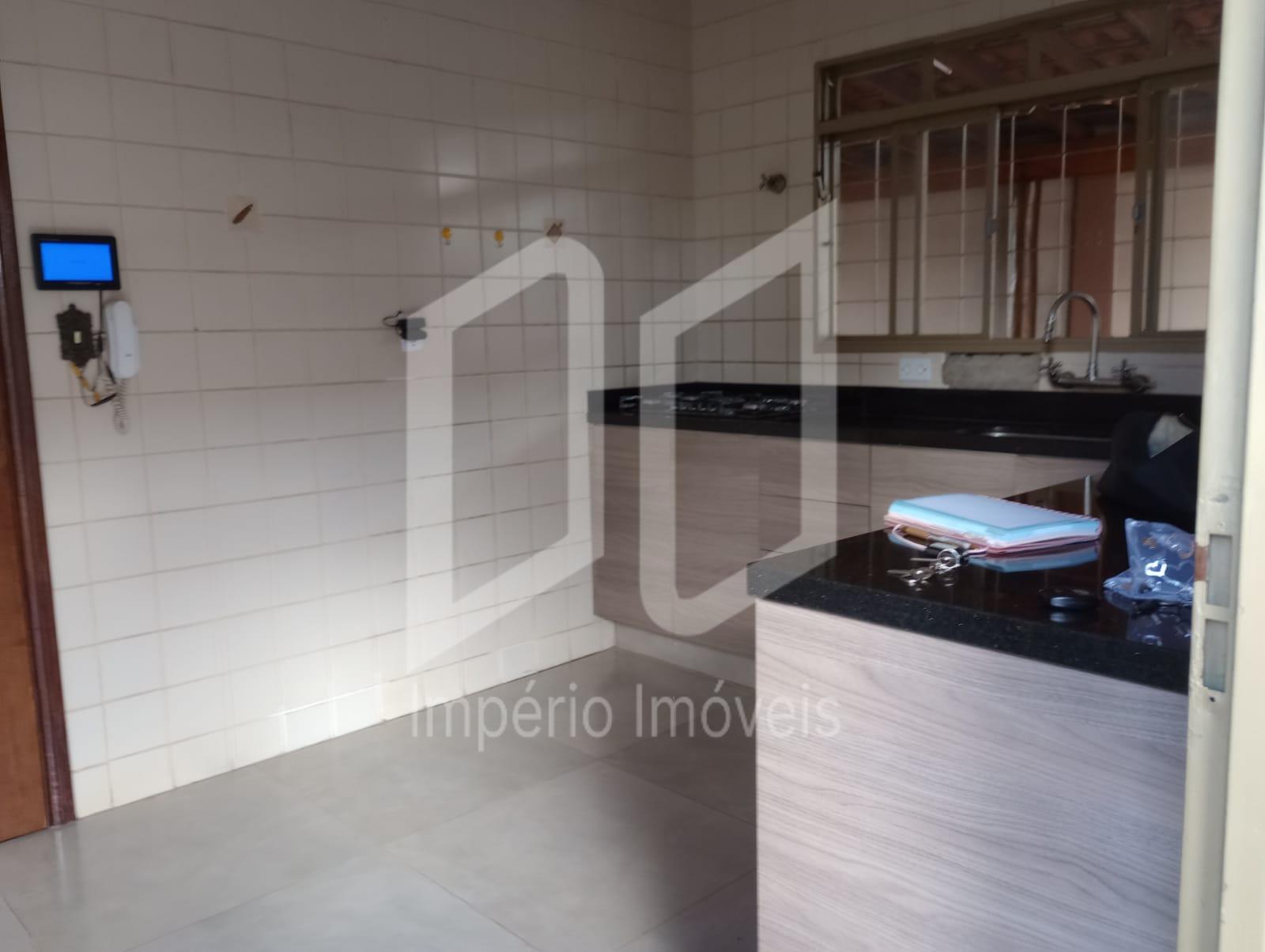 Casa à venda com 2 quartos, 190m² - Foto 12